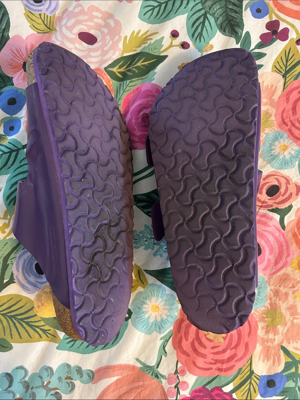Purple big buckle Birkenstock sandals - Picture 2 of 2
